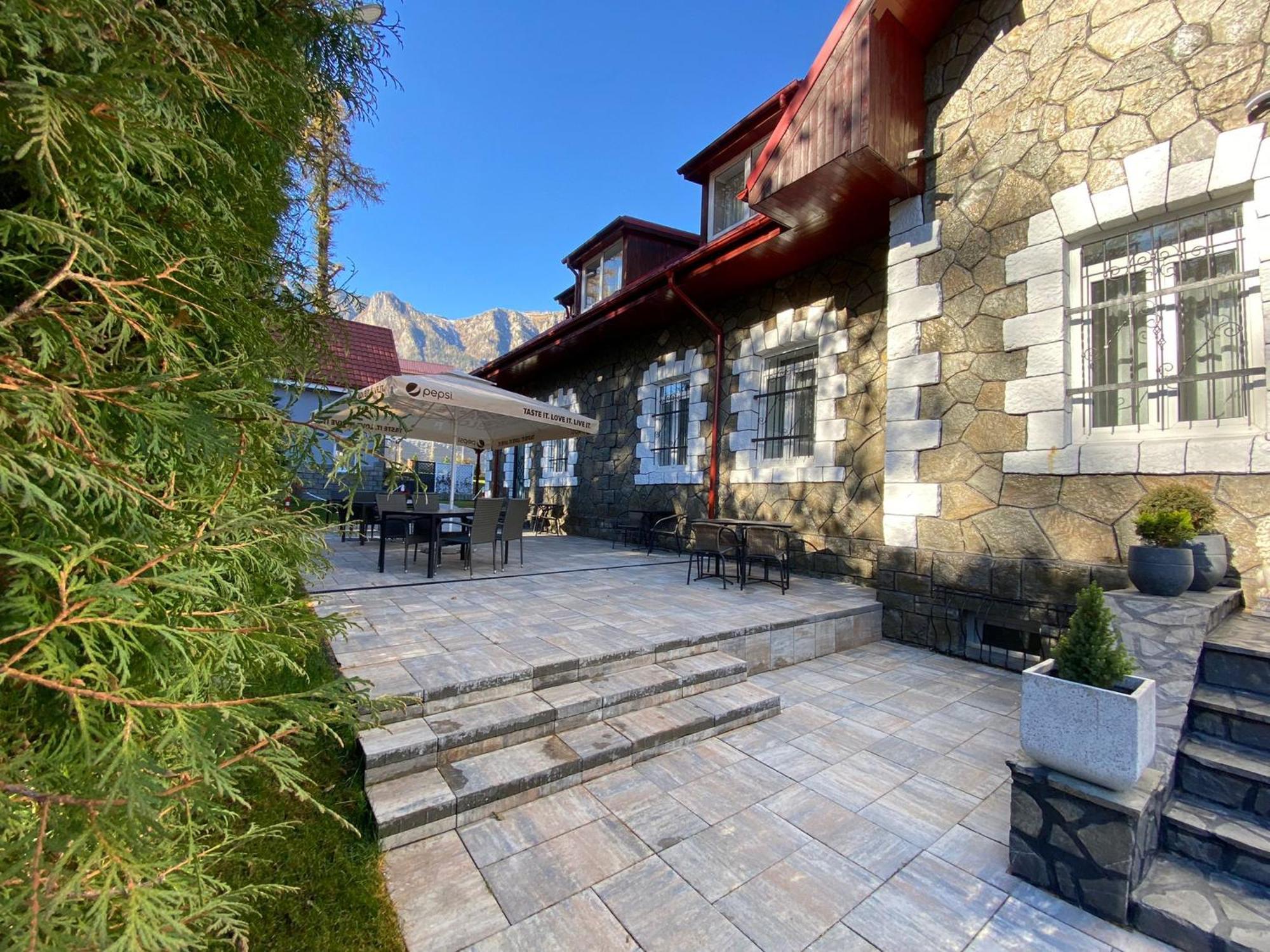 Royal Inn Busteni-Adults Only Buşteni Exterior foto